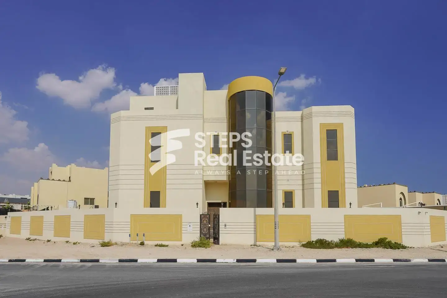 Luxurious Villa w/ Jacuzzi & Private Pool