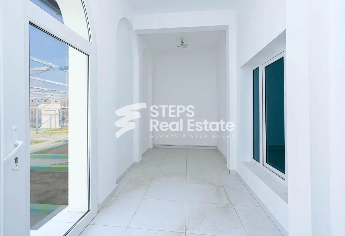 Al Khor Corniche Road Premium 9 BR Commercial Villa