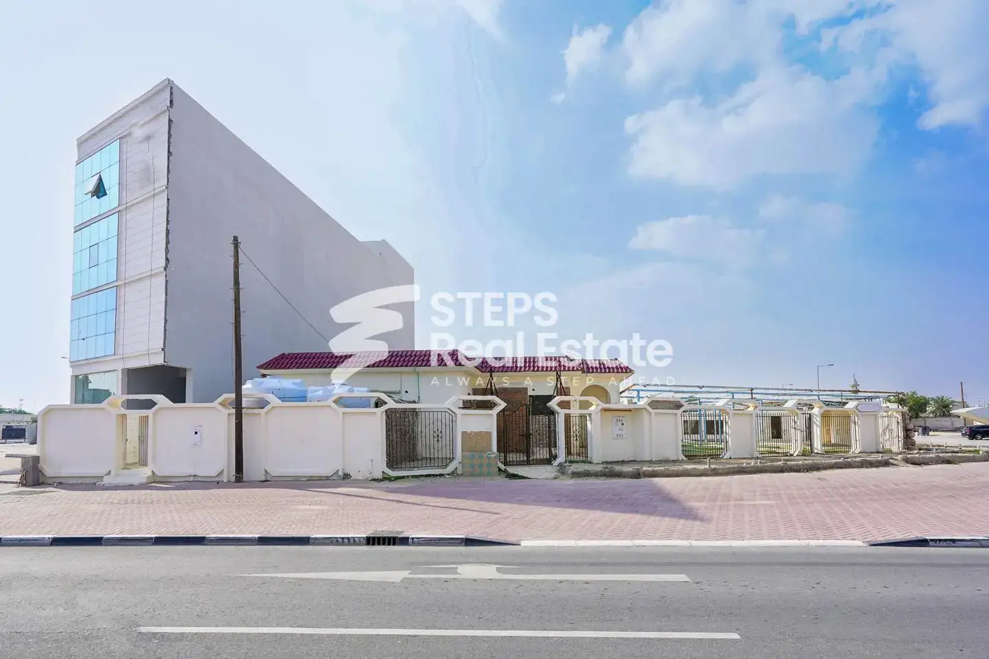 Al Khor Corniche Road Premium 9 BR Commercial Villa