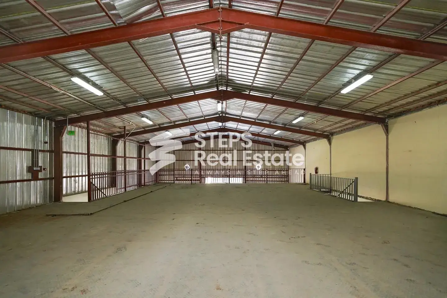 300 Amp Warehouse in Industrial Area