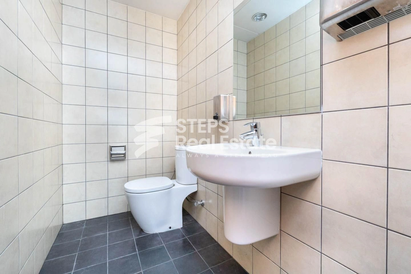 Modern Office Space Perfect for Companies