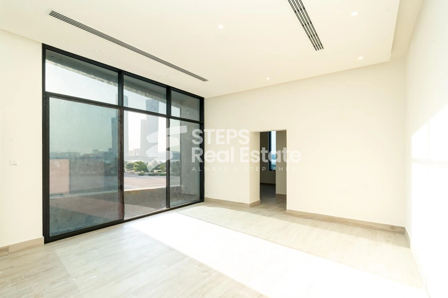 فيلا مستقلة من سبع غرف نوم