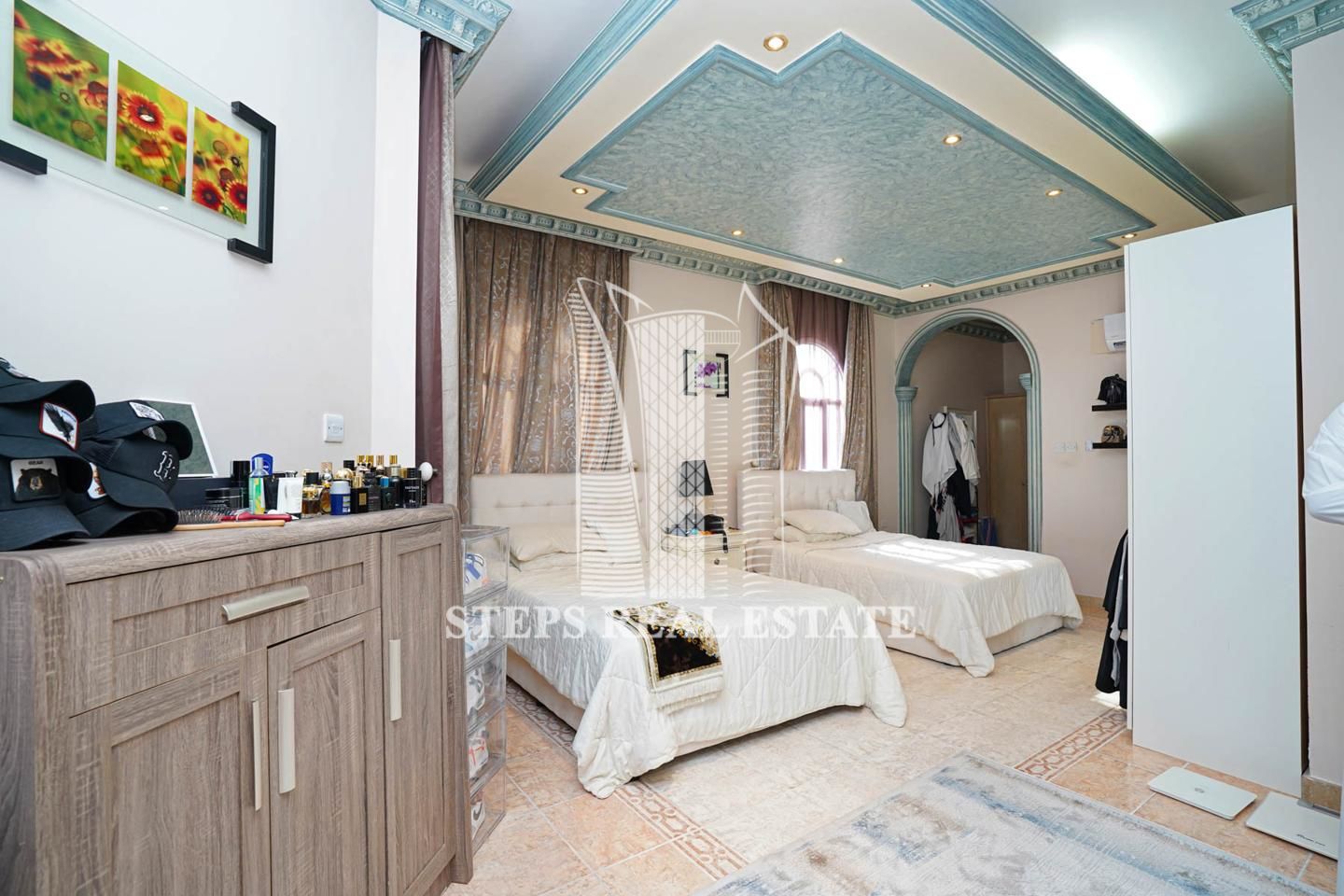 Luxurious 7 Bedroom Villa
