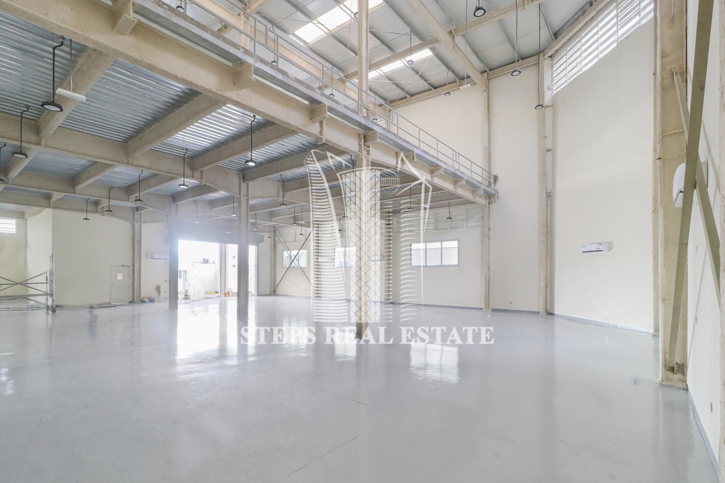 2000 SQM Warehouse with Rooms