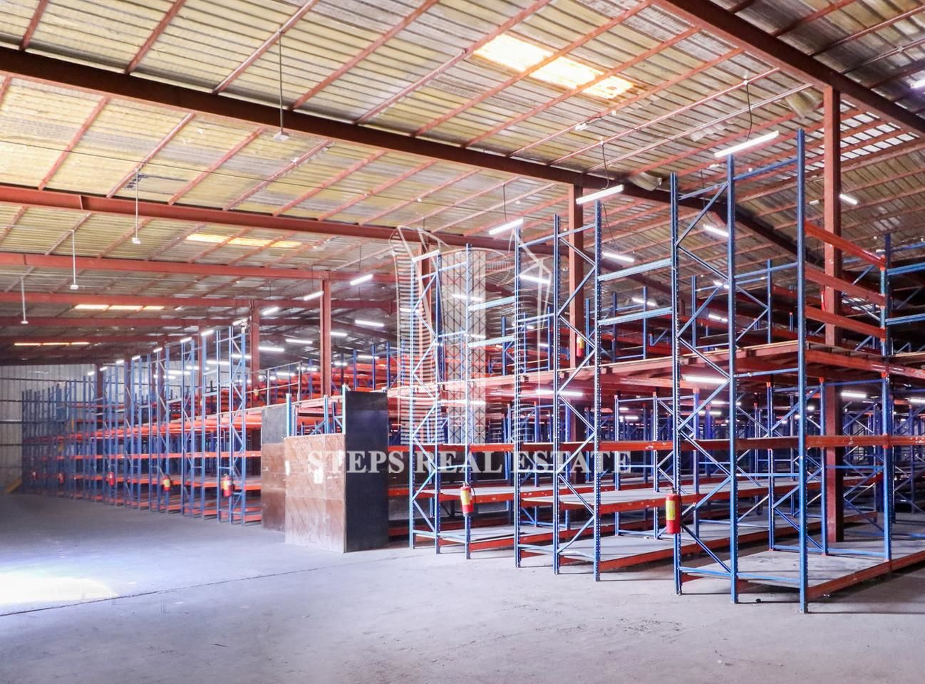 Spacious Warehouse Equipped with Racking System