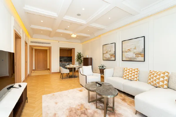 Al Mayyas in porto arabia, The Pearl